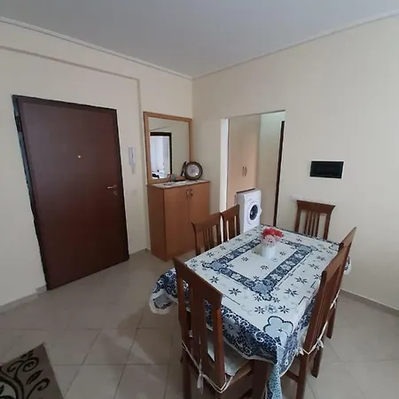 Meni's Family Holiday home *
